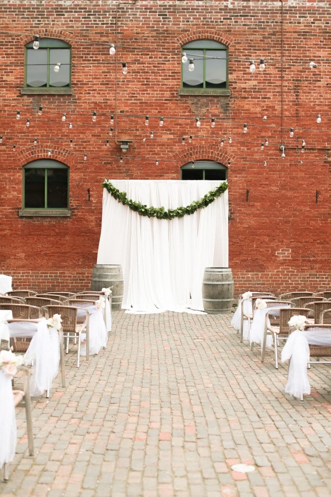 086A0837 Archeo Toronto Wedding: Rustic Wedding Decor & Floral