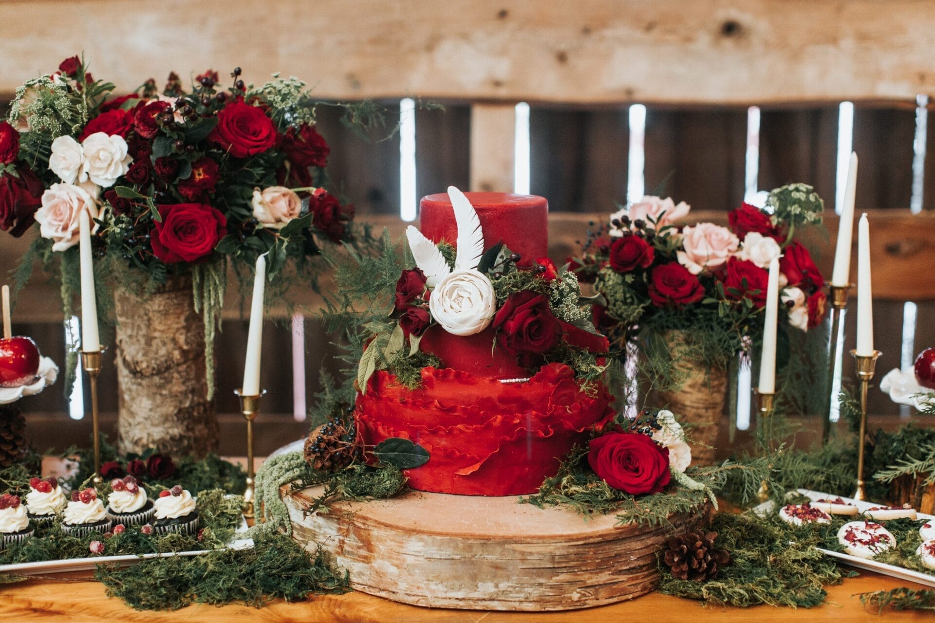 Dana Huge Wooden Cake Stand (Wood Slice)