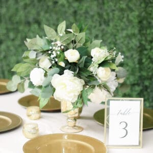 garden style centerpiece green white wedding