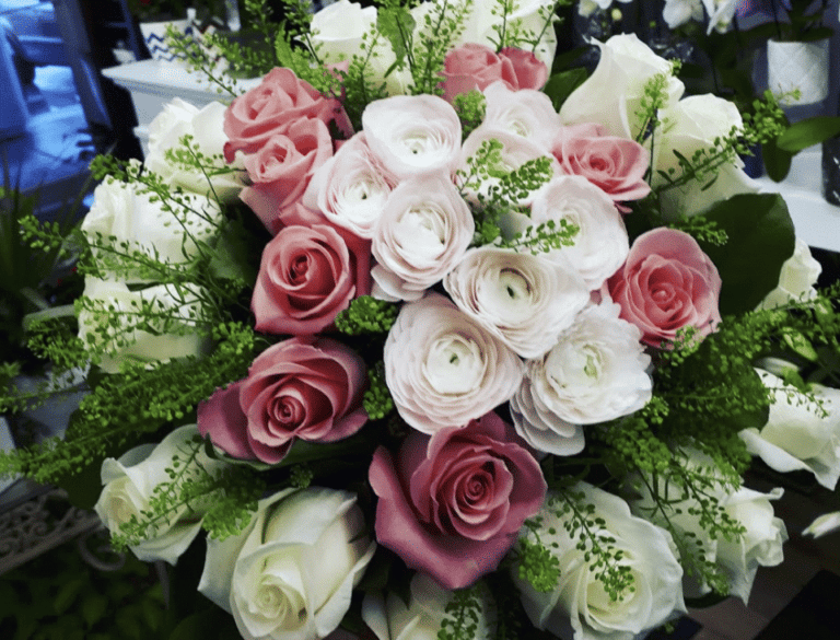 Alana's Flowers and Gifts