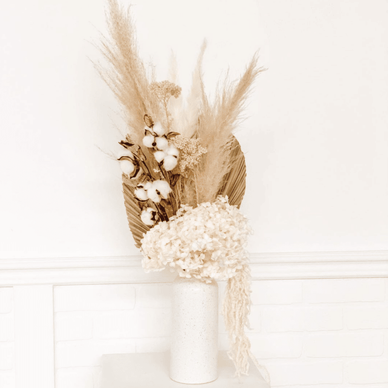 10 Best Dried Pampas Grass and Floral Arrangements in Toronto (Ontario)