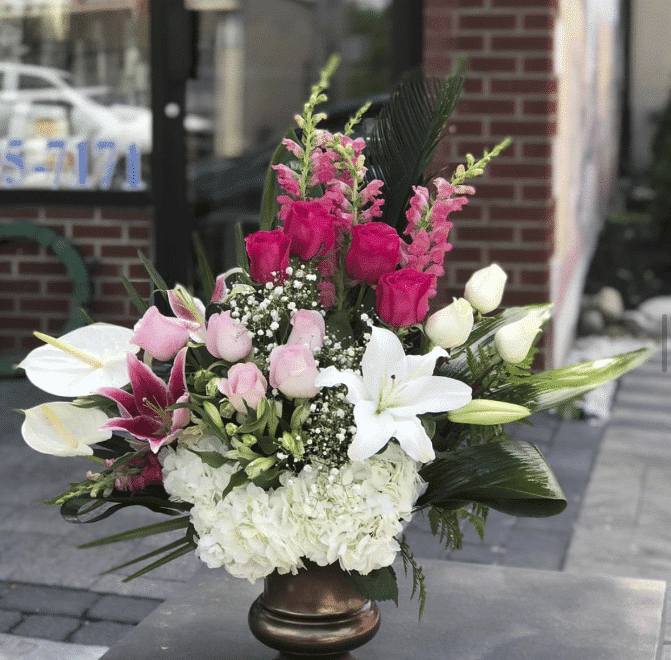 Dream Rose, one of the best shops for Mother's Day bouquets
