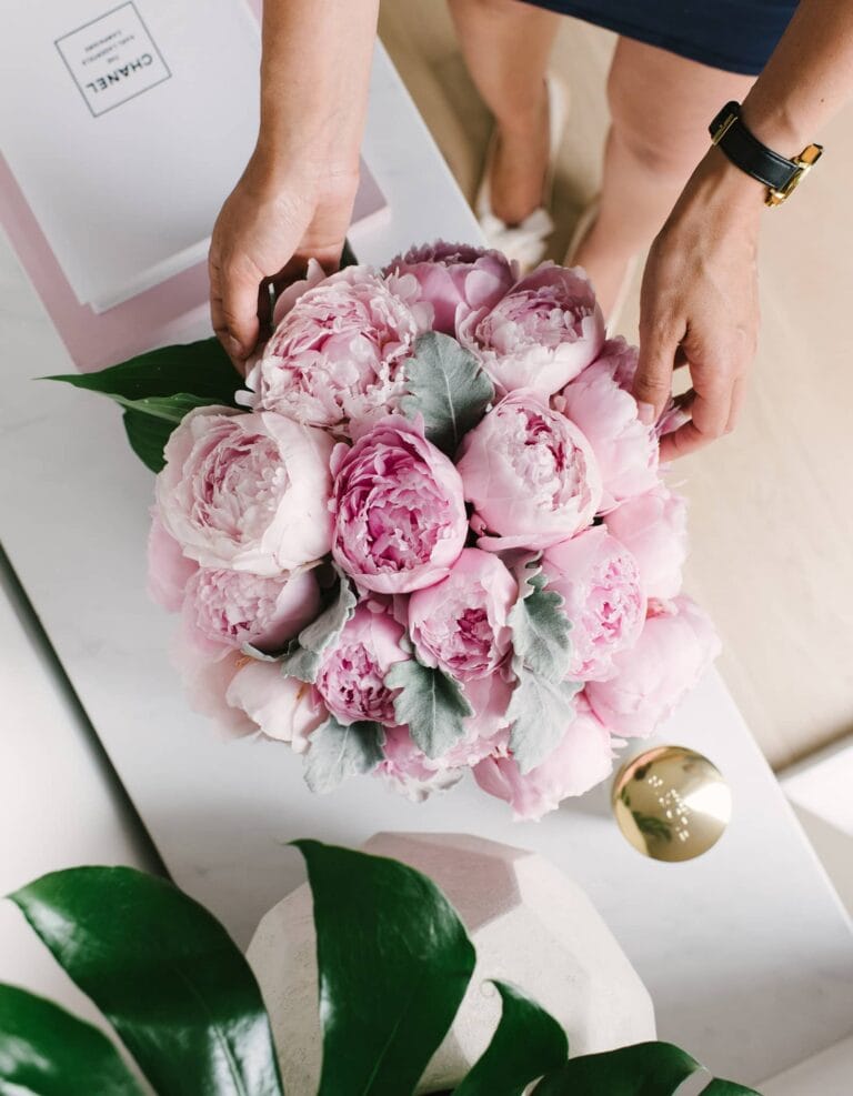 10 Best Shops for Flower Delivery to Royal York 2024