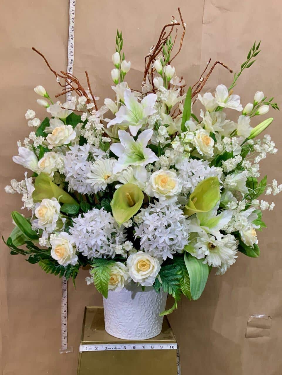 classic floral arrangements