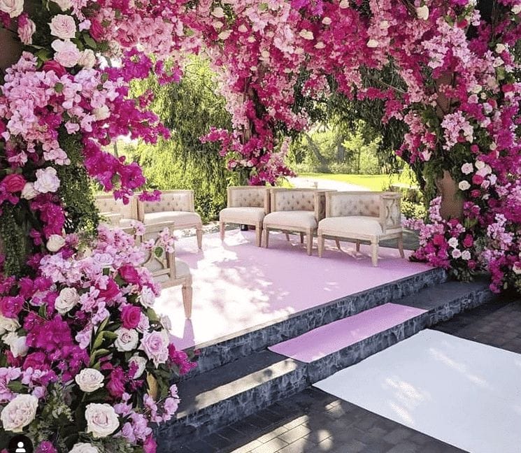 wedding bouquet flowers, centerpieces, aisle decor