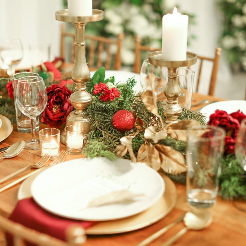 christmas garland Etobicoke Professional Holiday Decor Services