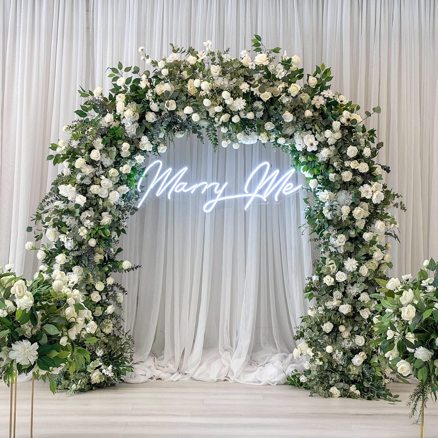 Marry Me Neon Sign - Image 4