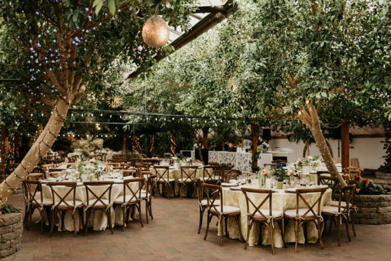 Madsen’s Greenhouse: Stunning Wedding Inspiration & Ideas