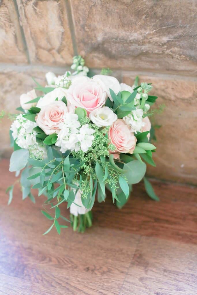 pink white bouquet VintageBASH Portfolio