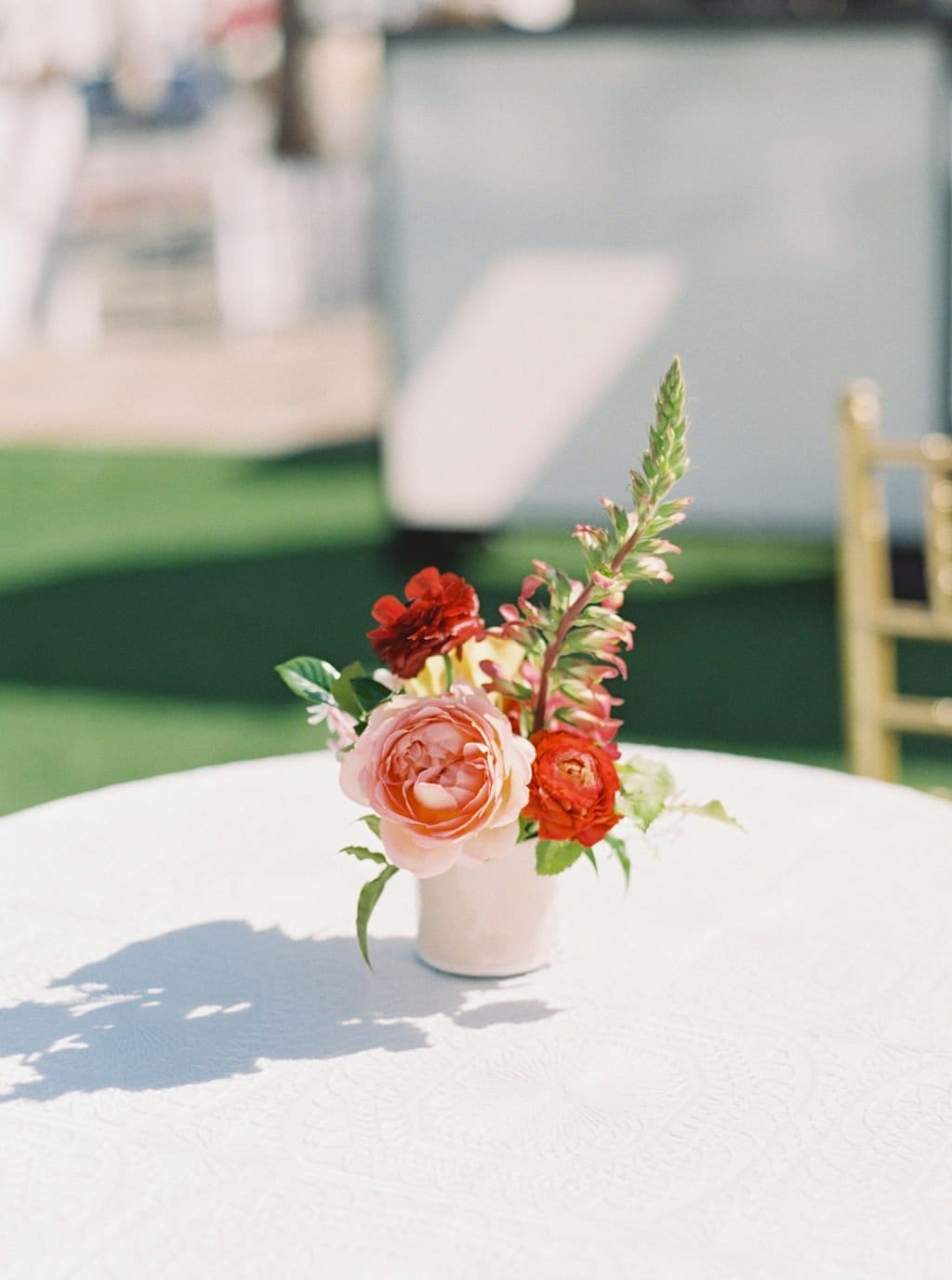 Bright Cheery Treat 20+ Beautiful Wedding Bud Vases Ideas & Inspiration