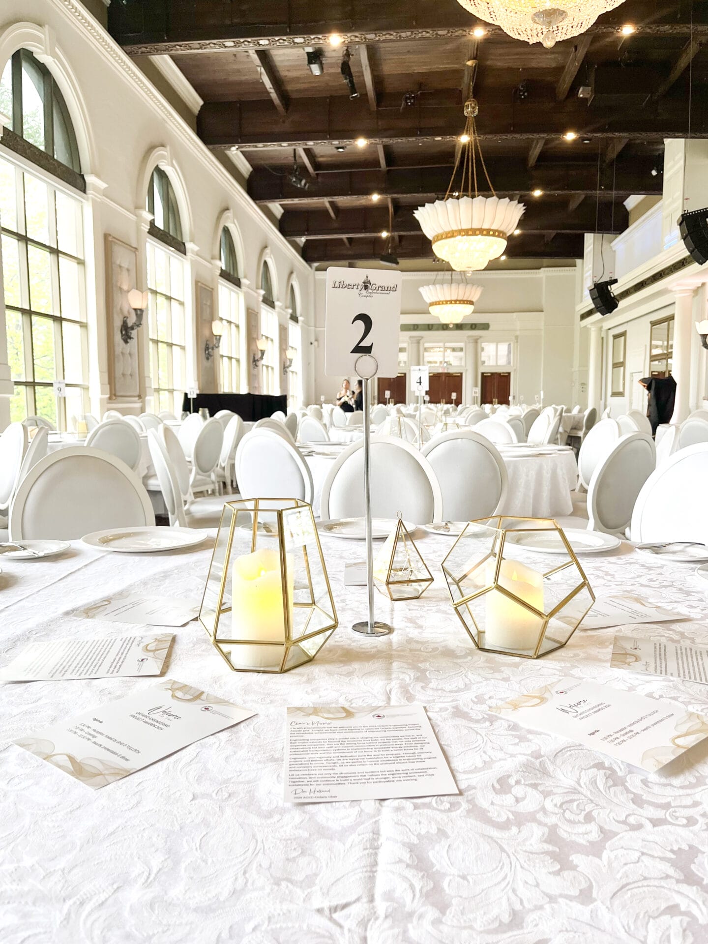 Liberty Grand Event Table Decor