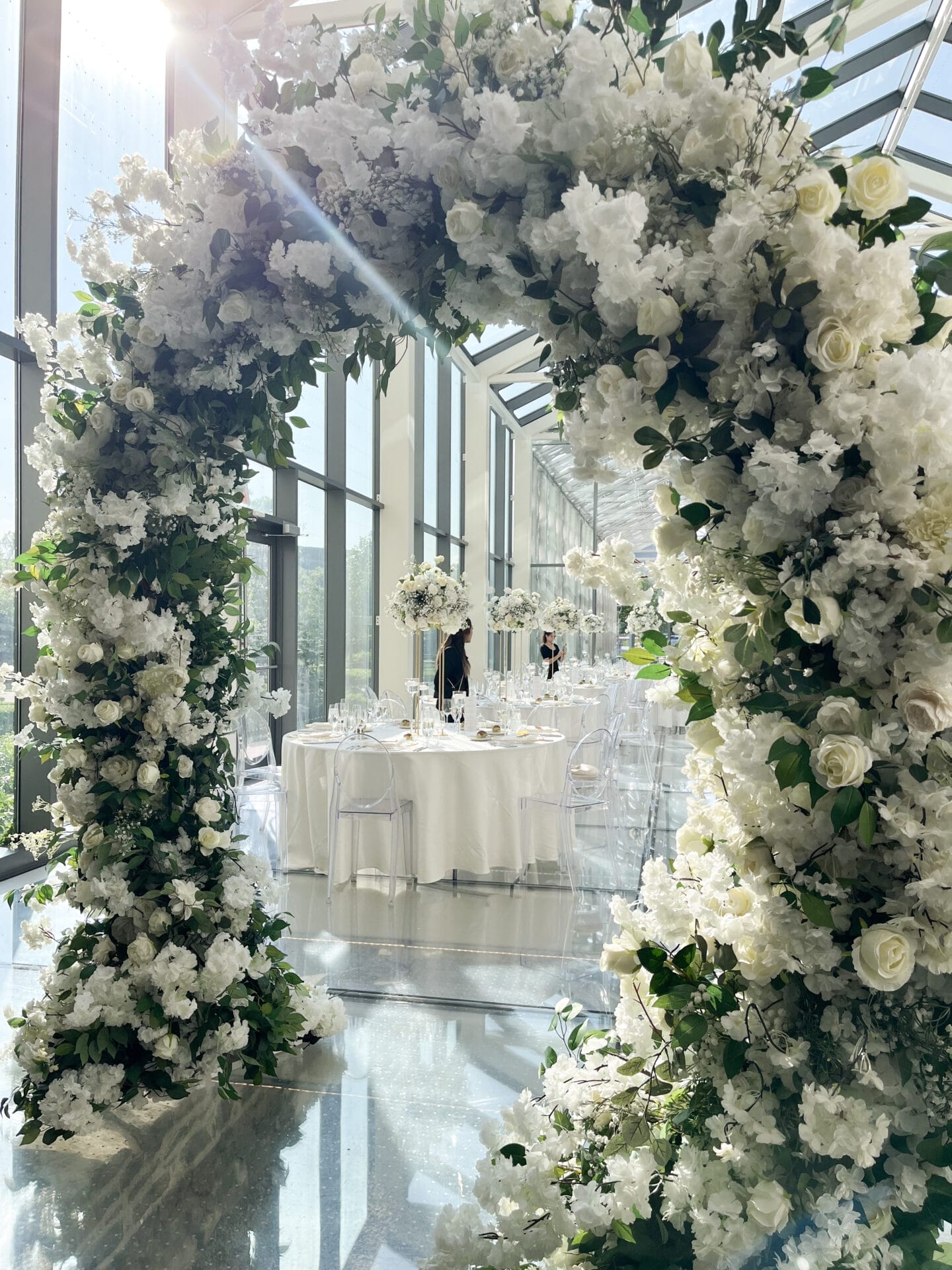 Hotel X White Floral Arch