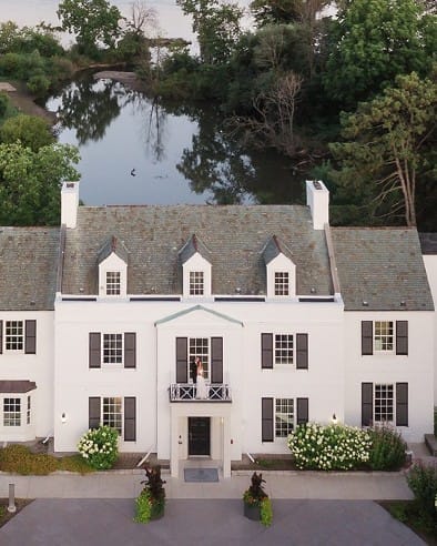 Harding Waterfront Wedding Venue: A Beautiful Lakeside Wedding Inspiration