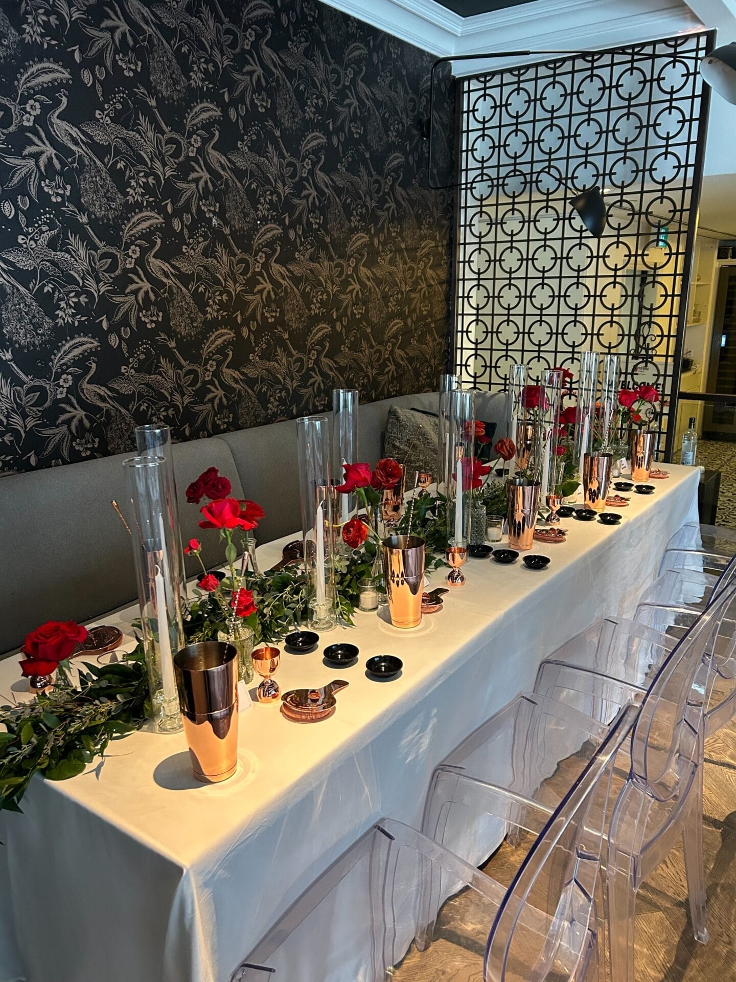floral decor, corporate event