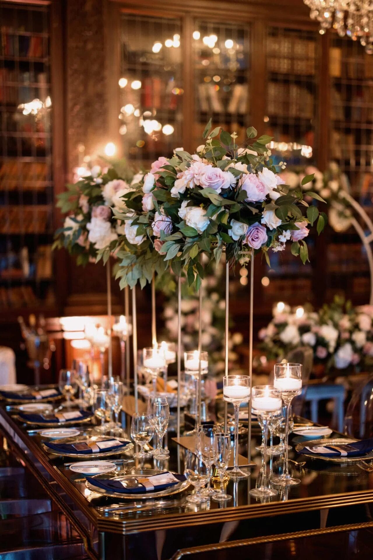 Casa Loma, Weddings Casa Loma, the Library, floral decoration, wedding decoration