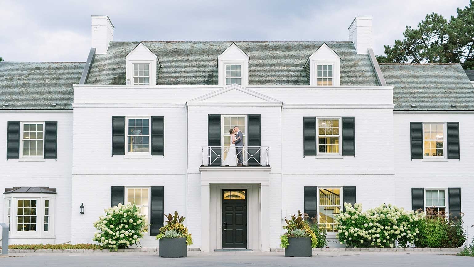 Harding WaterFront Estate Wedding Venue 