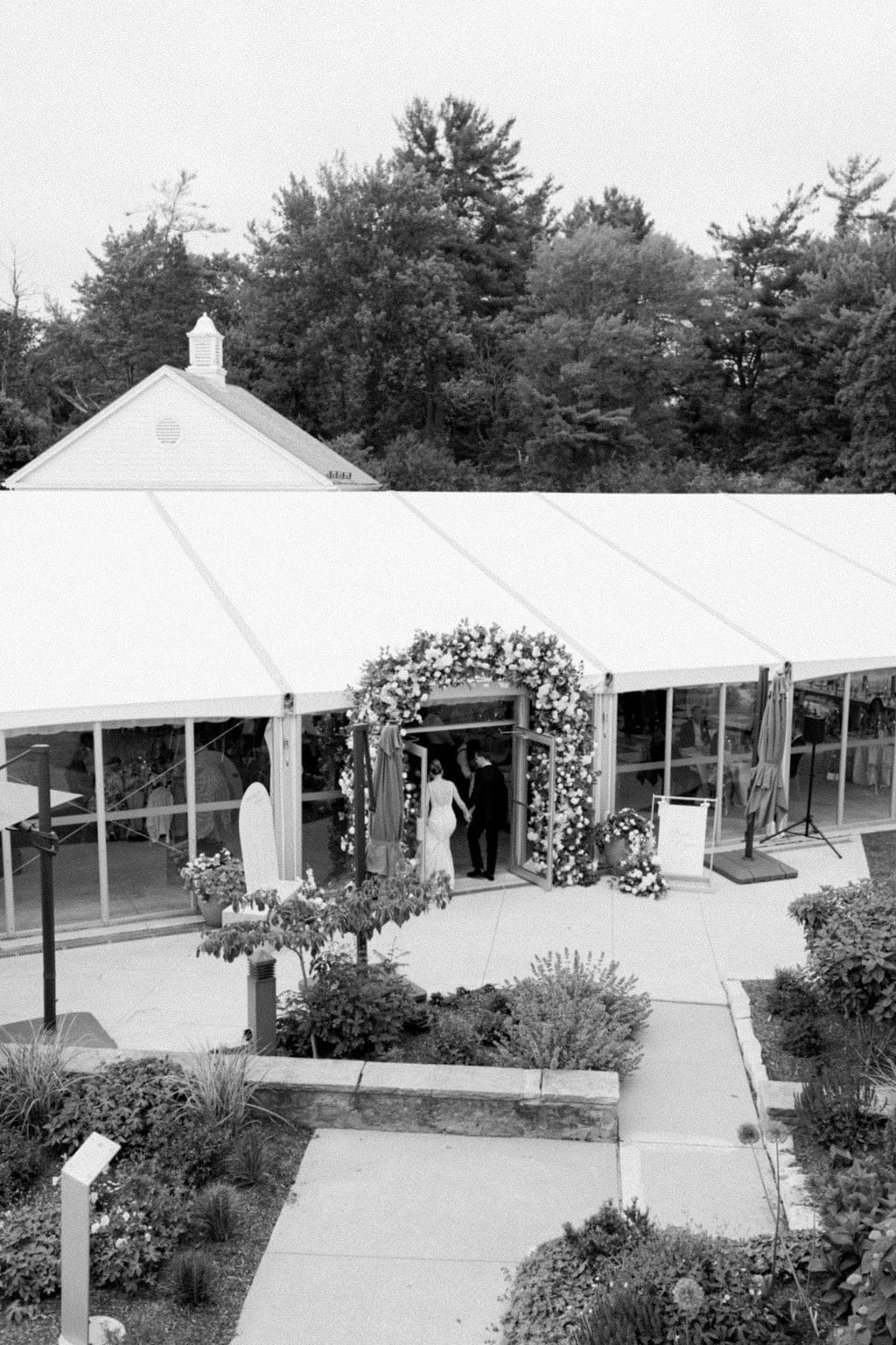 Harding WaterFront Estate Wedding Venue Floral decor Wedding Decoration