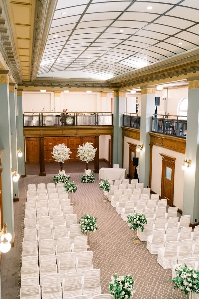 One King West Wedding Toronto Ceremony Decor